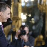 El Gobierno anuncia una investigación por la publicación de los mensajes de los reyes en eldiario.es