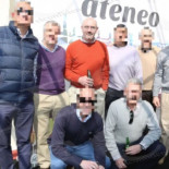 La foto y andanzas del general jefe de las FAMET en las Fallas