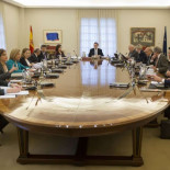 El Gobierno en funciones desata la polémica por actuar más allá de la ley