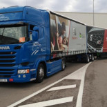 El primer megacamión que circula en carretera y autopista en España se ha estrenado este lunes