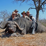 Españoles por inmundo