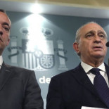 La cúpula de Interior controla las filtraciones contra Podemos para influir en la investidura