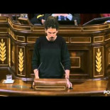 "¿Tendrán la vergüenza de votar contra la subida del SMI cobrando más de 4.000 euros al mes?