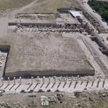 Aparece el ágora de Trípolis, con sus columnas jónicas casi intactas