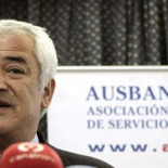 Los tuits 'iluminados' del presidente de Ausbanc mientras la Policía le esperaba en el andén