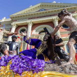 Adiós a las vírgenes y las misas oficiales: la campaña que sulfura a los ayuntamientos