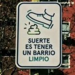 Carmena alerta a los dueños de perros de que se “van a quedar sorprendidos con enormes multas” si no recogen las cacas