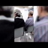 Vecino de Valencia acorrala a un imputado del PP en la Junta de distrito