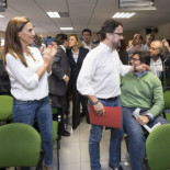 Soria, recibido con abrazos y aplausos