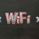 Izquierda Unida vuelve a pedir sin éxito el fin del WiFi en colegios de Asturias