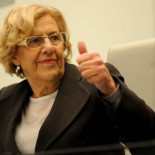 Tras descubrirse que su coordinador viajaba en clase VIP, Carmena prohíbe volar en business a su equipo