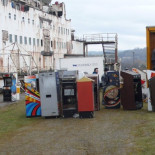 Un grupo de personas descubren y recuperan en un barco abandonado más de 50 máquinas recreativas