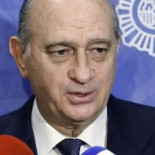 El comisario que investiga la corrupción policial echa un pulso a Interior y opta a número 2 de la Policía