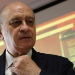 La versión íntegra de las grabaciones de Fernández Díaz circula por el Ibex sin control