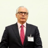 Baltasar Garzón presenta una demanda para sacar los restos de Franco del Valle de los Caídos