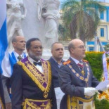 La masoneria organiza el primer desfile en España tras la II República