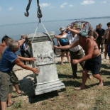 Arqueólogos encuentran estela del rey persa Dario I del siglo V a.C