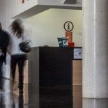 Decenas de médicos del Hospital de Dénia amenazan con marcharse si les bajan el sueldo