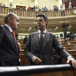 El PSOE exige que Guindos explique al Congreso la elección de Soria para el Banco Mundial