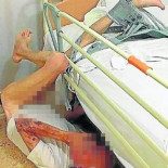 Renuncia el director de una residencia en Valencia por una foto de un anciano en el suelo