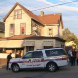 Encuentran a tres niños que se encontraban viviendo con sus padres muertos [ENG]