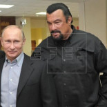 Putin concede la nacionalidad rusa al actor Steven Seagal