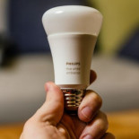 Continúan los hackeos al Internet de las cosas, el nuevo blanco son las bombillas "inteligentes"