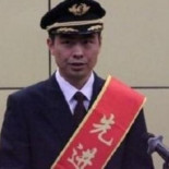 Un piloto salva la vida de 439 personas con una maniobra genial y le dan 400.000 euros