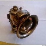 Los olvidados coches franceses de ojos amarillos