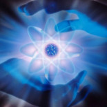 Investigadores vascos crean una lente capaz de concentrar luz en dimensión inferior a un átomo