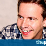 Owen Jones - El suicidio y el silencio: ¿por qué los hombres deprimidos están muriendo sin hablar [EN]