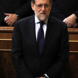 Báñez: "Nadie que trabaje 40 horas cobra por debajo del salario mínimo, sería ilegal"