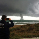 Registrada una espectacular manga marina en la costa de Sueca y Cullera