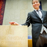 "El momento María Antonieta" o el duro ataque de 'Financial Times' a las élites