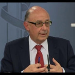 Así miente Montoro: "No había promesa electoral de bajar los impuestos"