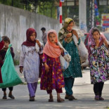 El Constitucional alemán obliga a una niña musulmana a participar en clases de natación