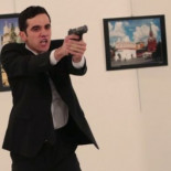 El policía turco que asesinó al embajador ruso es un producto fabricado por el extremismo de Erdogan