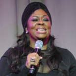 "Escupid a los homosexuales": Kim Burrell ya es la gran homófoba de 2017