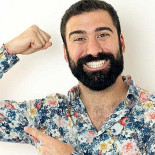 El teatro de la Laboral cancela la actuación de Jorge Cremades, acusado de machismo