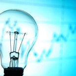 El Gobierno español podría bajar el precio de la luz si quisiera, y él mismo lo reconoce