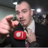 La agresión a un periodista por hacer una pregunta incómoda a Marine Le Pen inquieta a Francia