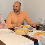 El plato vacío de Noelia: 13 años de vida normal sin probar bocado