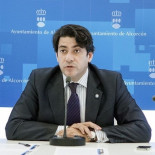 El alcalde de Alcorcón suspende el pleno tras una bronca porque trató de que se repitiera una votación que perdió