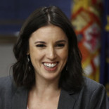 Pablo Iglesias redobla su ofensiva contra la misa en TVE y pide retirar bienes al clero