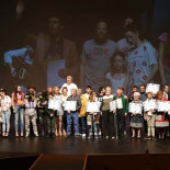 Multa de 600 euros por intentar grabar un pleno de Arenas