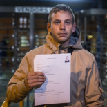 Madrugar para entregar cien curriculums y seguir en el paro