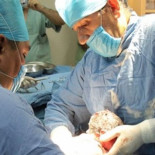 Estas son algunas de las razones para evitar el parto por cesárea (siempre que sea posible)