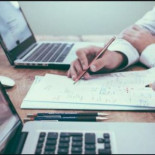 ¿Estudiar no vale para nada? Sí vale, no hacerlo lleva al paro, la exclusión y la pobreza permanente