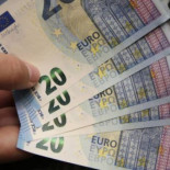 Condena a una empresa por repartirse beneficios mientras recortaba sueldos