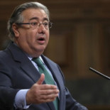 Zoido usa un atestado policial falso para justificar el ascenso del policía condenado por torturas